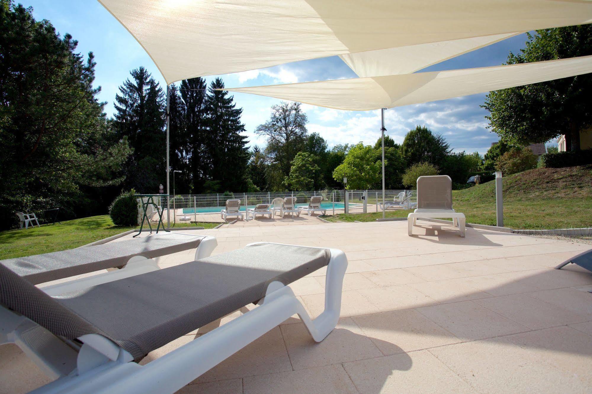 Logis Hotel Restaurant Spa Beau Site Luxeuil-les-Bains Exteriör bild