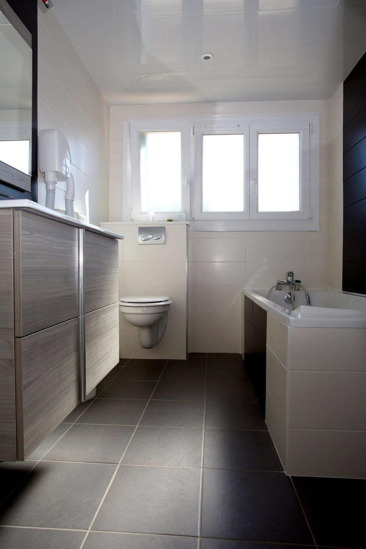 Logis Hotel Restaurant Spa Beau Site Luxeuil-les-Bains Exteriör bild