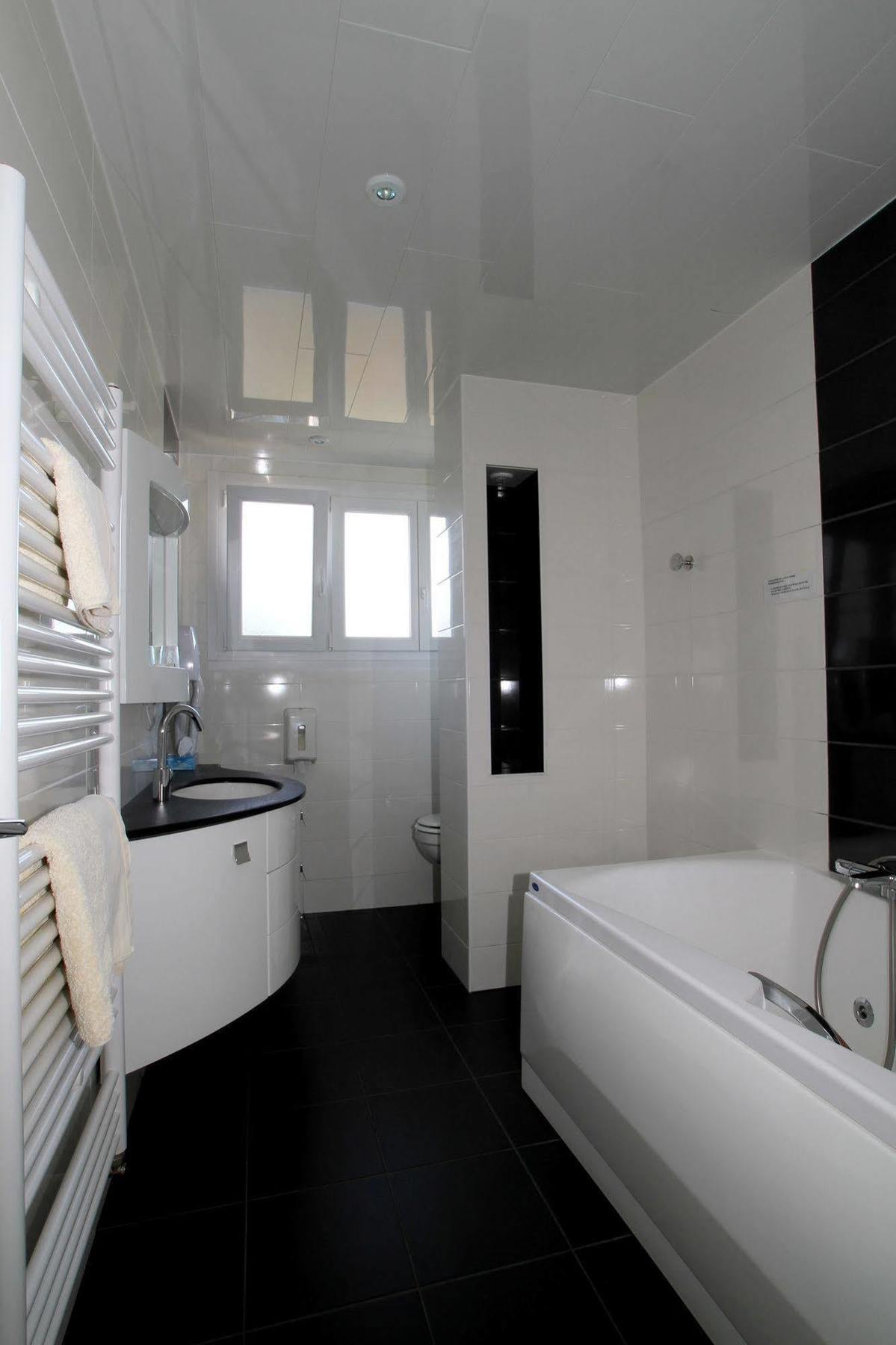 Logis Hotel Restaurant Spa Beau Site Luxeuil-les-Bains Exteriör bild