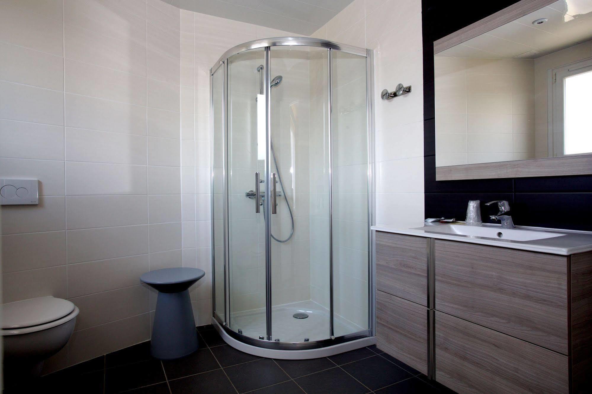 Logis Hotel Restaurant Spa Beau Site Luxeuil-les-Bains Exteriör bild