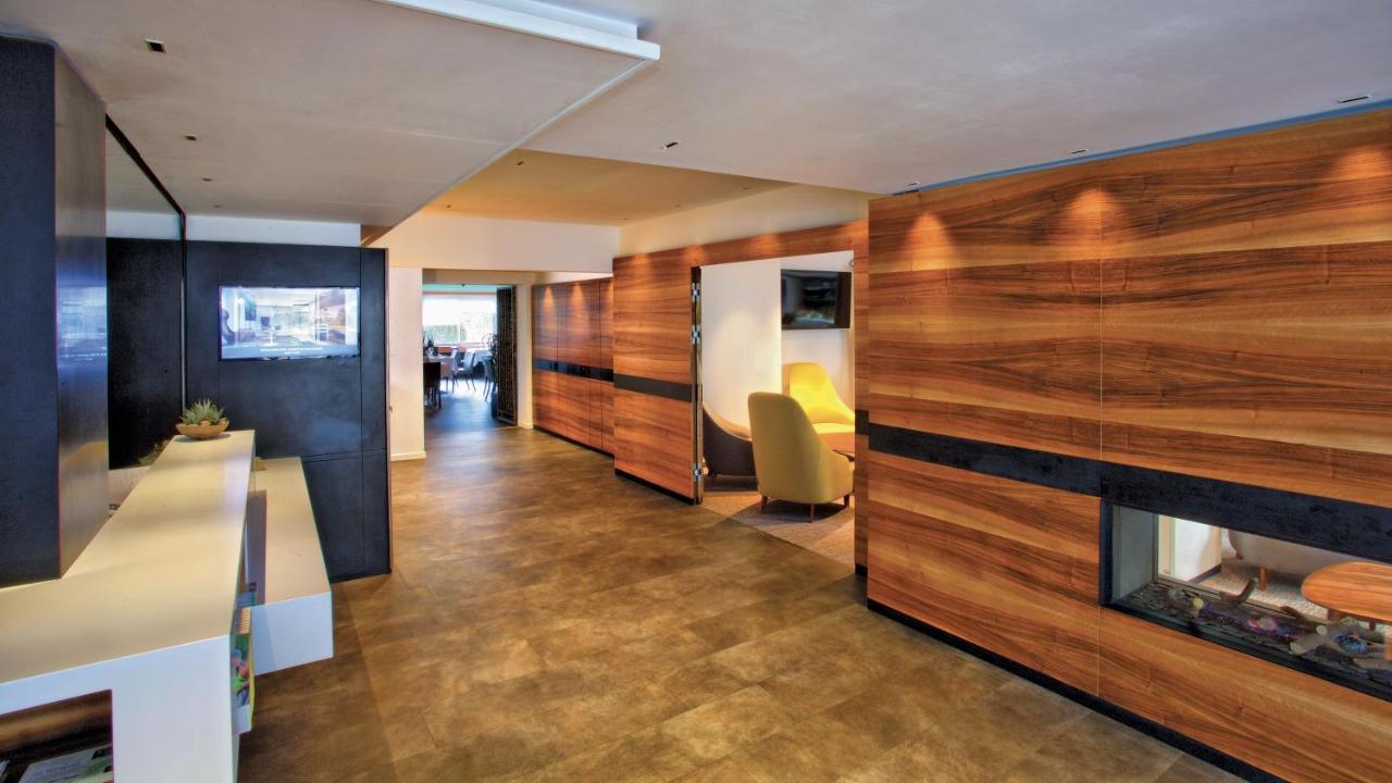 Logis Hotel Restaurant Spa Beau Site Luxeuil-les-Bains Exteriör bild