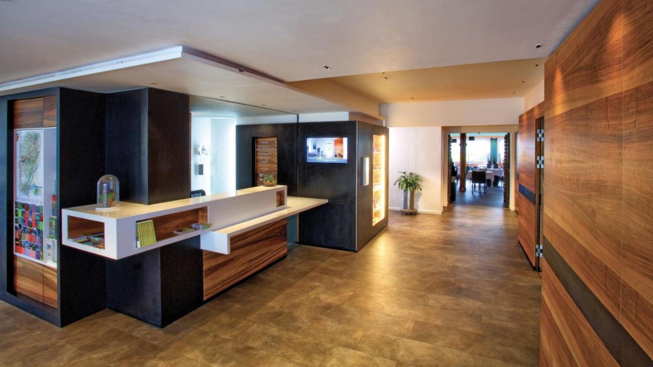 Logis Hotel Restaurant Spa Beau Site Luxeuil-les-Bains Exteriör bild